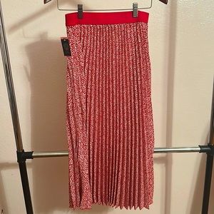 New Vince Camuto Pleated Skirt Size S